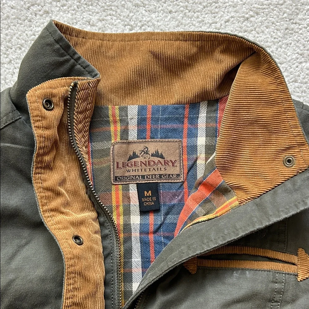 Vintage Women’s Legendary Whitetails Utility Jacket in Olive and Tan - Picture 5 of 13